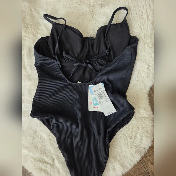 New Roxy Black Ribbed One Piece Swimsuit In Size Large - Picture 3 of 6